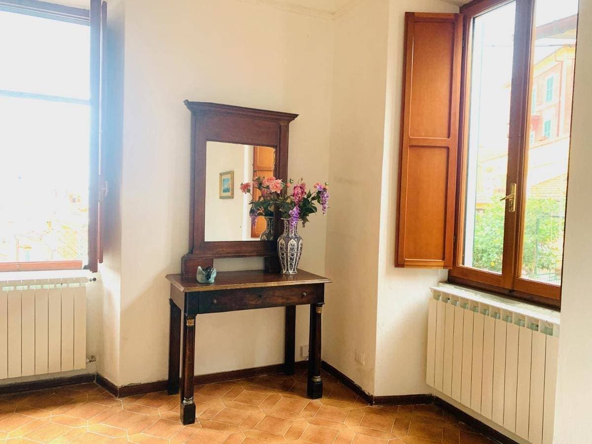 Foto 4 von 37: One-Bedroom Apartment