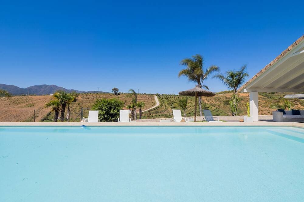 Foto 11 von 30: Cubo's Villa Loft Monte Perdido / Klimaanlage / kostenloses WLAN / privater Pool
