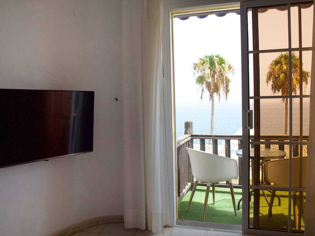 Foto 10 von 34: Haus am Meer mit Balkon und beheiztem Pool in Bahia Feliz