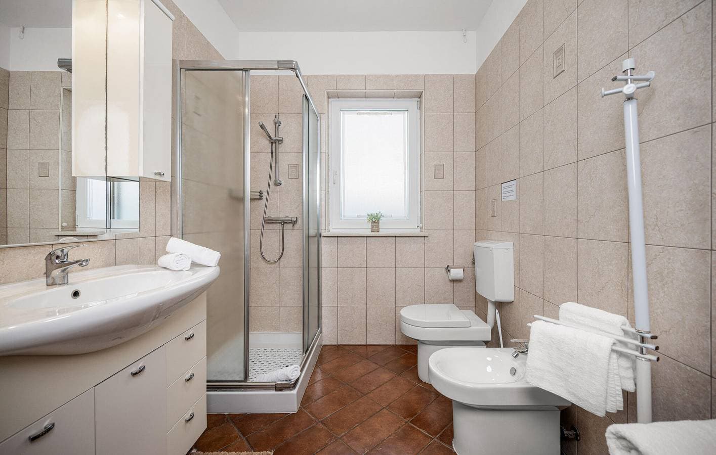 Foto 13 von 41: Gemütliche 2-Zimmer-Wohnung mit Pool, WLAN und in der Nähe der Küste und des Stadtzentrums