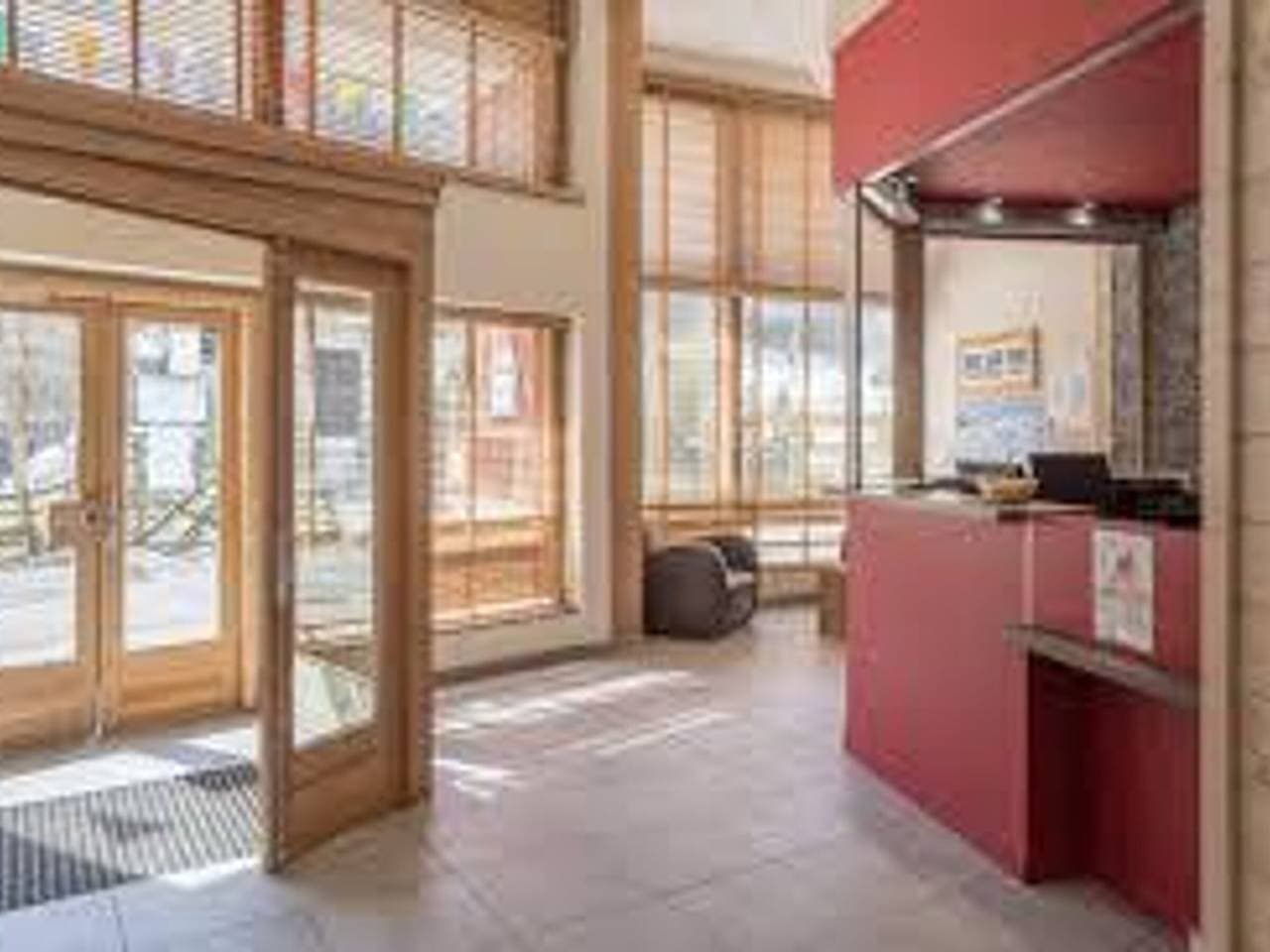 Foto 7 von 12: Ski-in/Ski-out Wohnung mit Parkplatz in La Tania