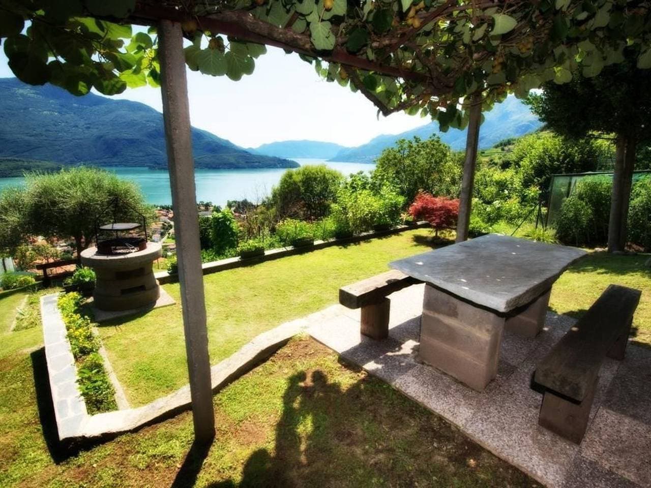 Wohnung 'Garden' mit Wasserblick 1