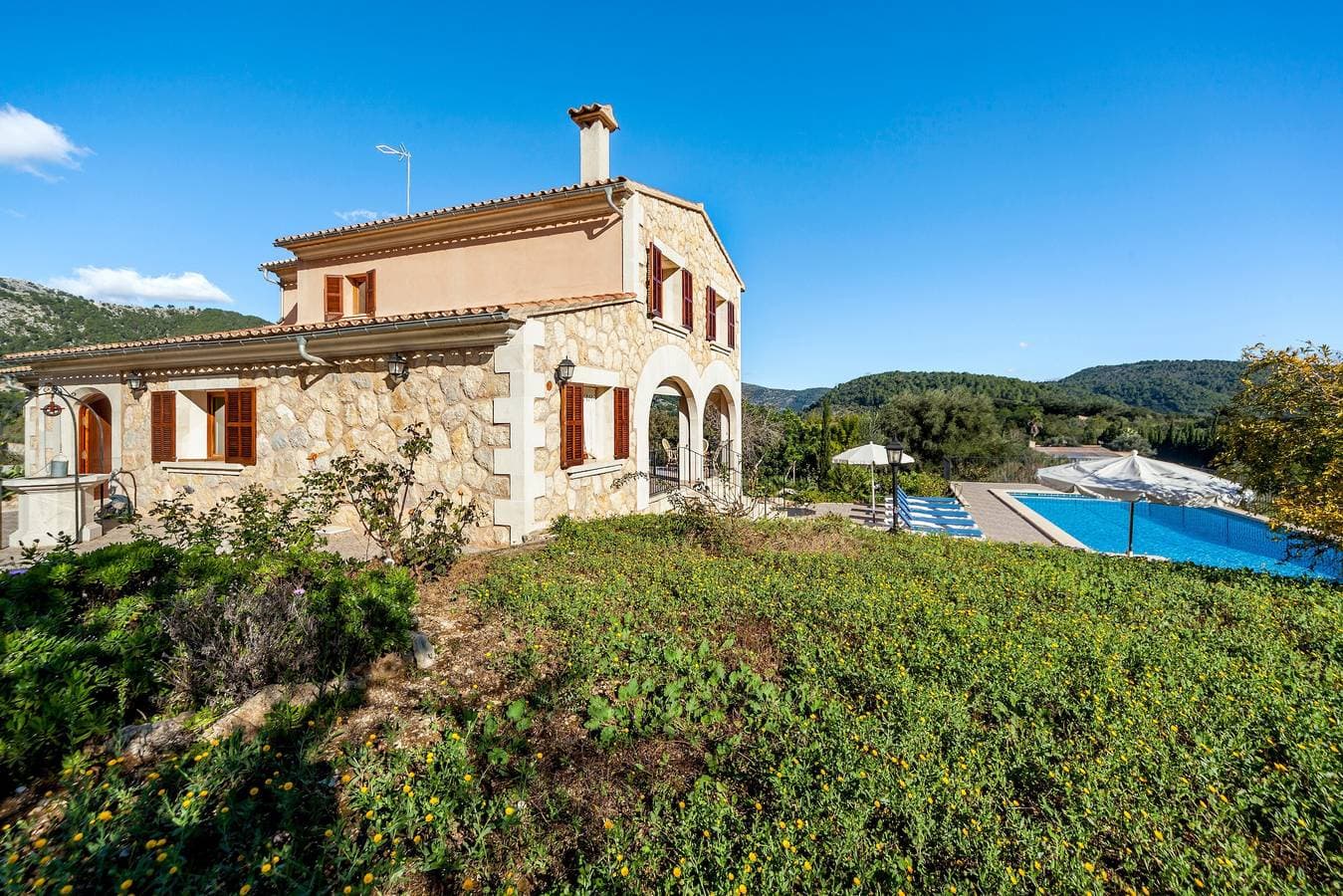 Villa Rote 1