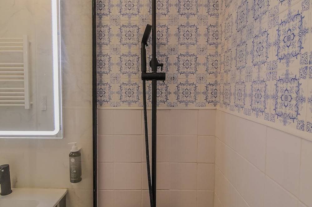 Foto 7 von 22: Cozy and Charming Apartment in the Heart of Porto with Balcony for 4 people