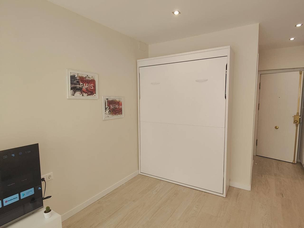 Foto 12 von 25: Charmantes Studio in Torremolinos: Wi-Fi, Balkon, nahe Strände, zentral gelegen