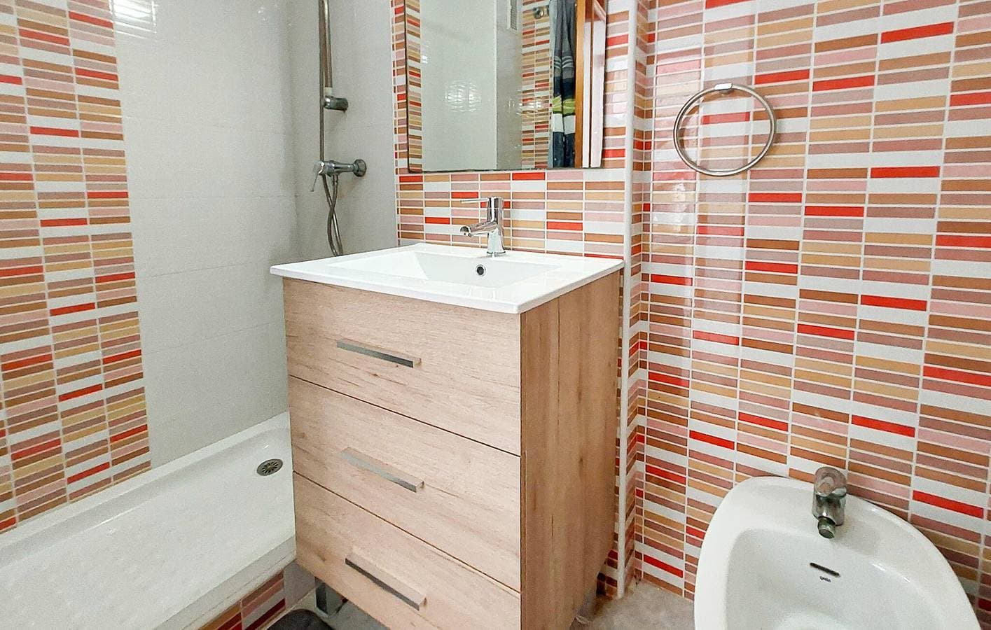 Foto 13 von 19: Appartement am Strand mit WiFi, AC & Terrasse, Parkplatz - 300m zur Playa de Los Naufragos