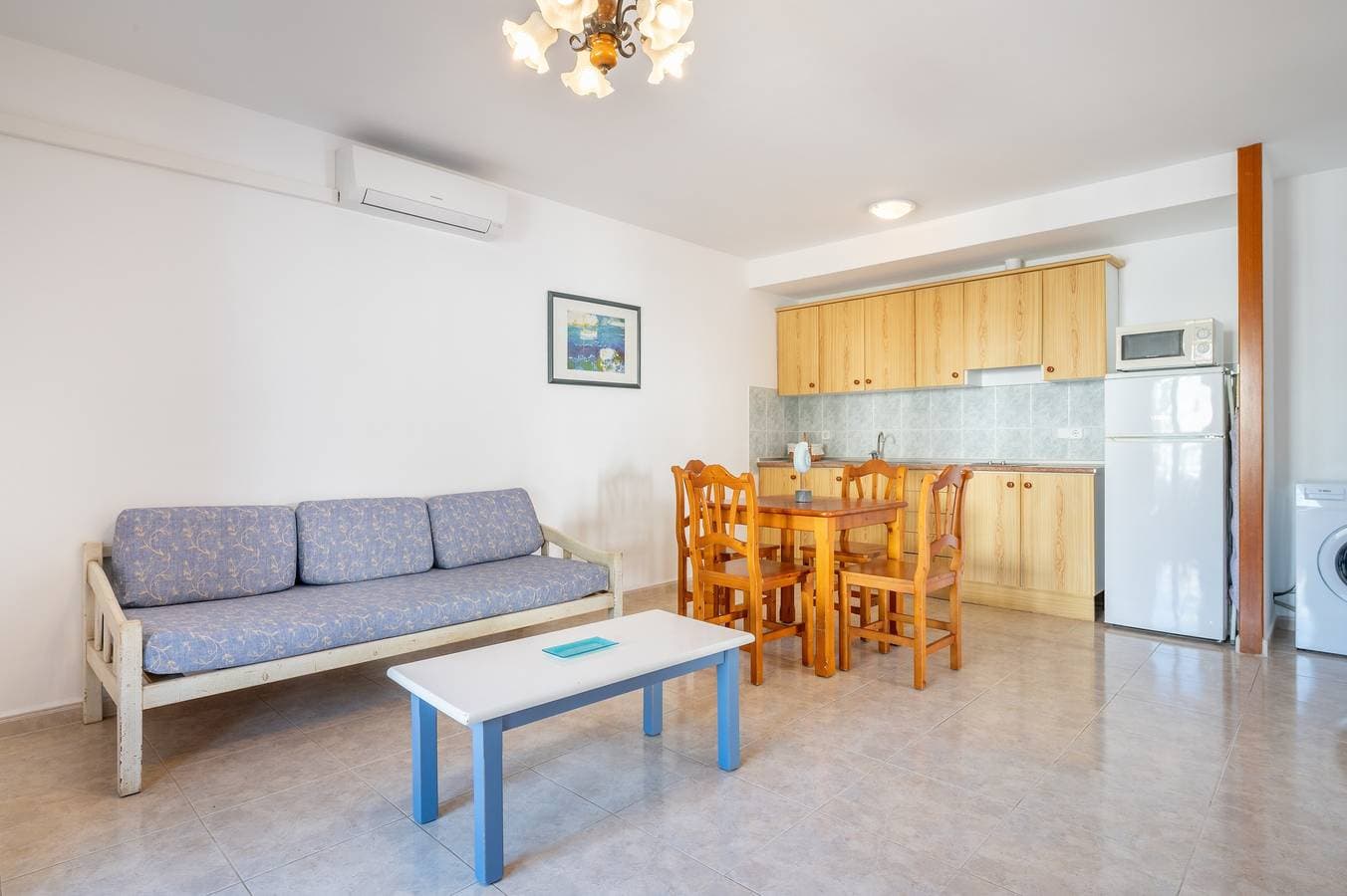 Foto 9 von 25: Apartment mit Klimaanlage, Pool, WLAN, Balkon und strandnaher Lage