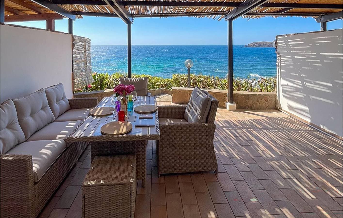 Foto 3 von 33: Apartment mit Meerblick, Terrasse, WLAN und Parkplätzen an der Straße – 600 m vom Strand entfernt