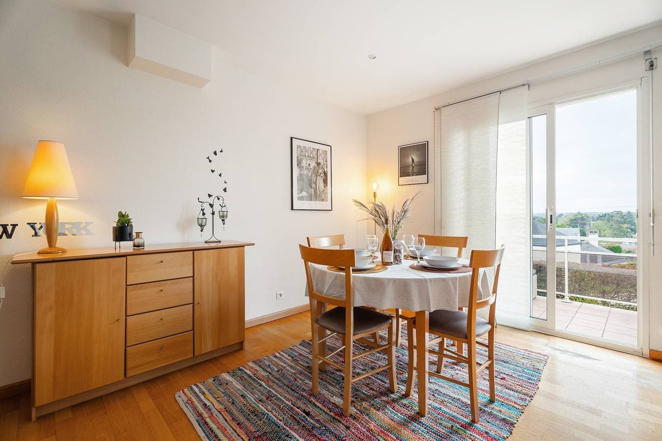 Foto 2 von 20: Apartment 'L'Escale Du Bord De Rance' mit Flussblick, privater Terrasse und WLAN