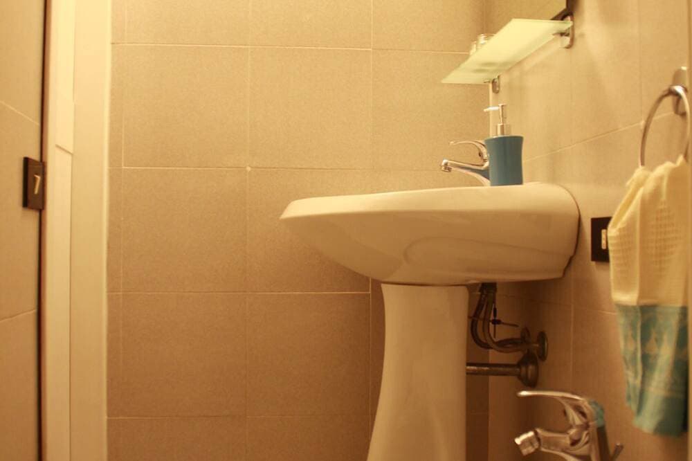Foto 4 von 30: Studio Waterfront Cala Caterina, Villasimius, direct access to the beach, Wi-Fi