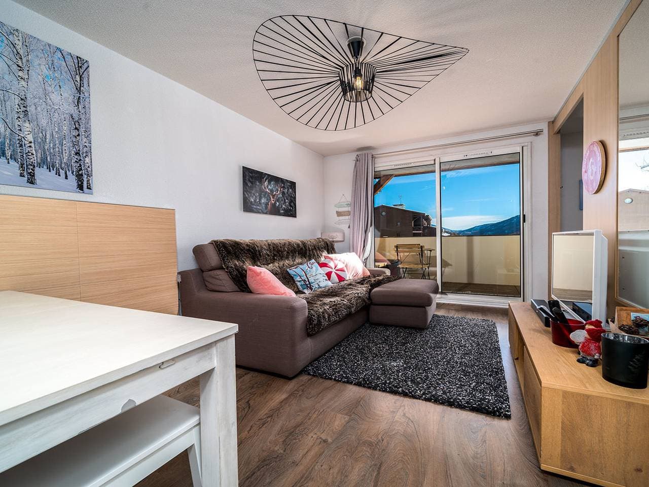 Charmantes Studio mit Balkon & Bergblick, Poolzugang 1