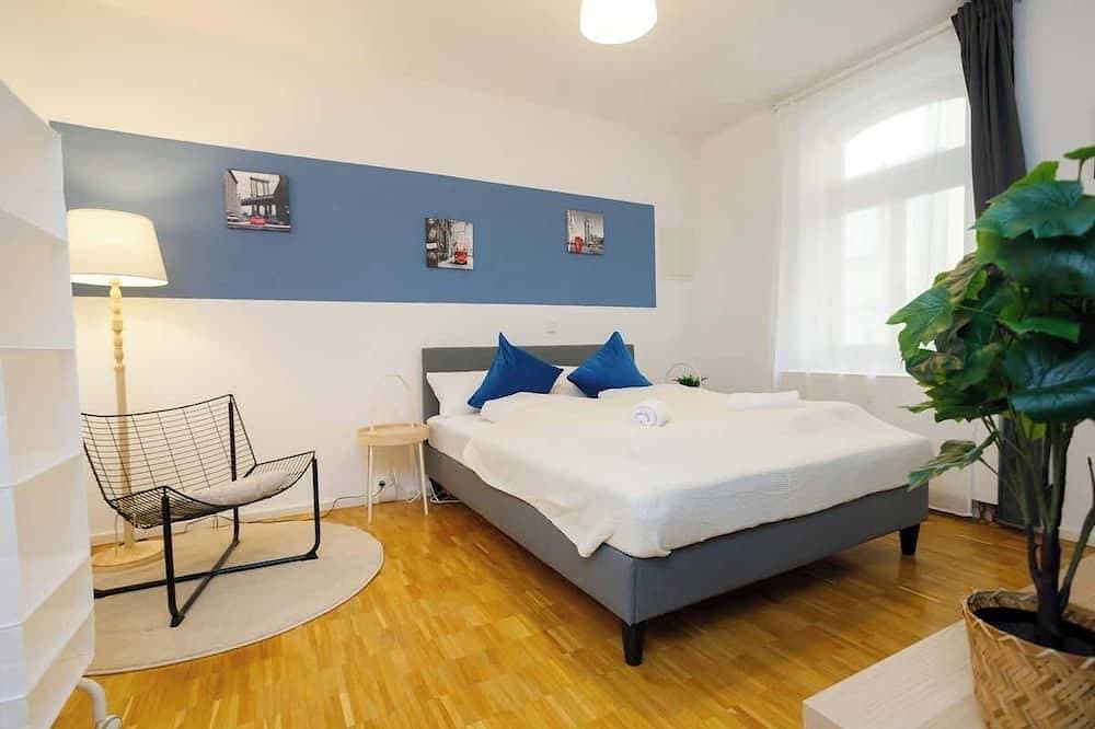 Foto 3 von 16: FullHouse Studios | London Apt.