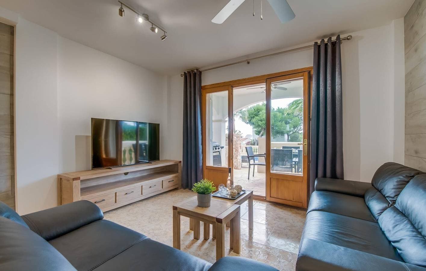 Foto 8 von 37: Apartment mit Meerblick und Pool, 1 km zum Strand Cala Pi