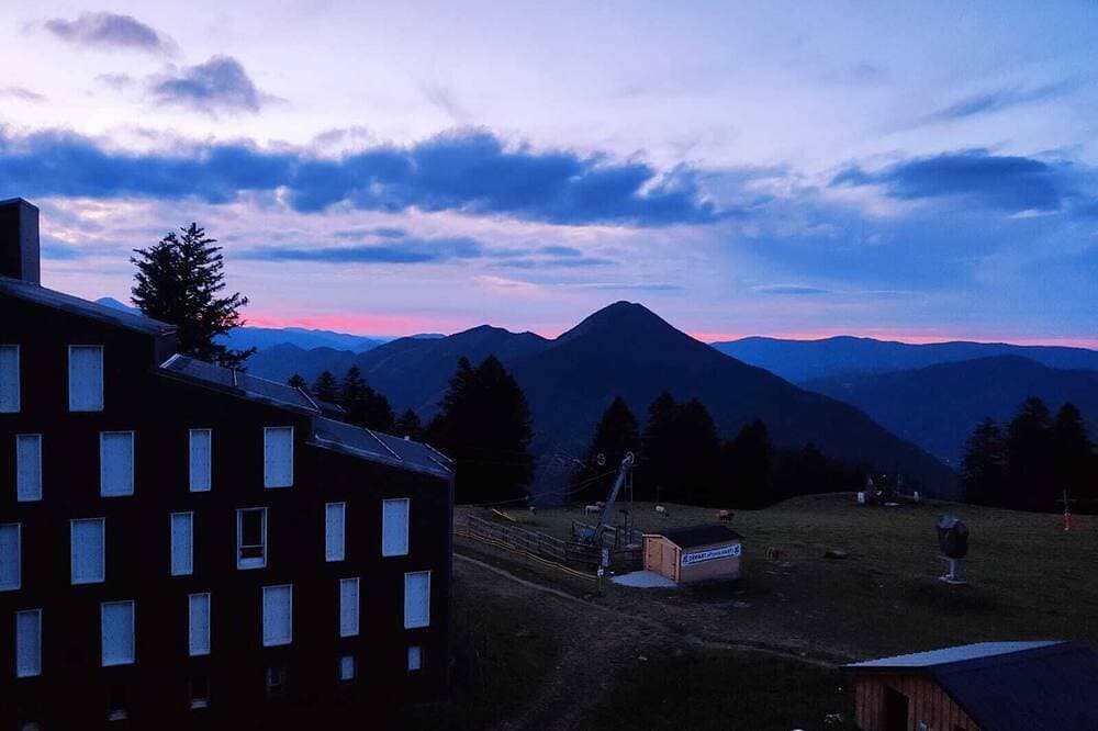 Foto 5 von 21: Superbe Loft Cocooning en Montagne Avec Balcon