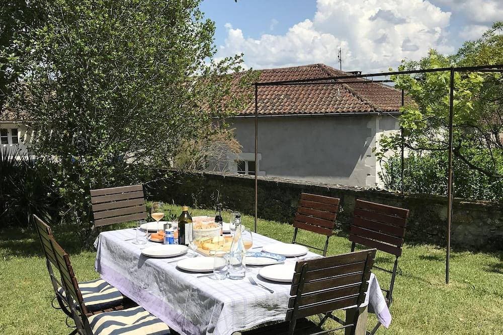 Foto 12 von 21: La Grange - charmante, umgebaute Scheune in einem schönen Dorf am Fluss Lot