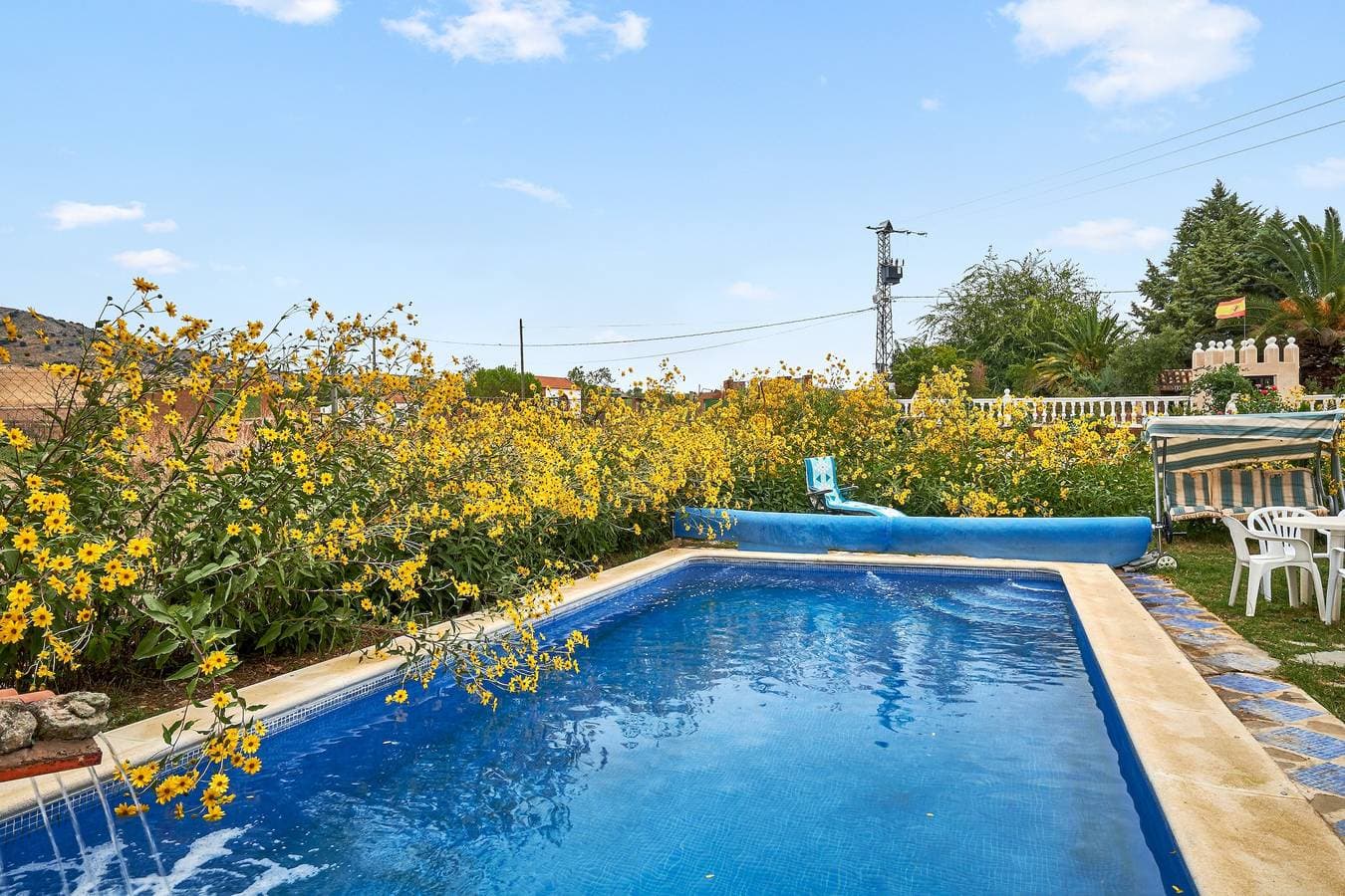 Foto 2 von 20: Geräumige Villa mit Pool in Porzuna - 90 m² und Bergblick