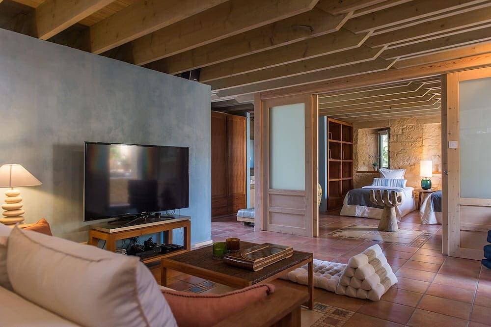 Foto 9 von 30: Villa Dimi  family friendly , near Sandy Beach Kalathas