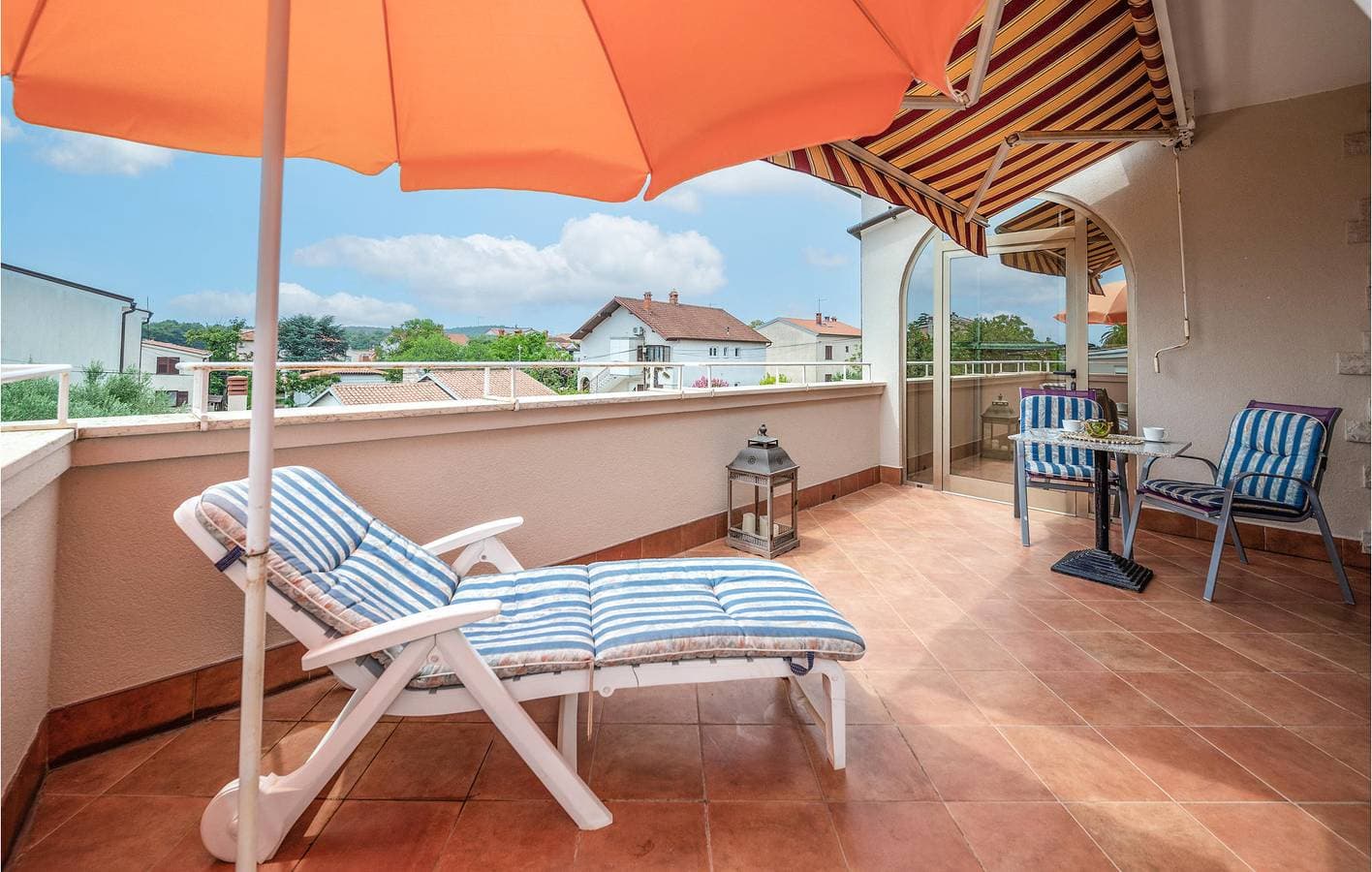 Foto 4 von 29: Reizende Ferienwohnung mit Pool, Terrasse und nur 2 km von Bijela Plaža entfernt