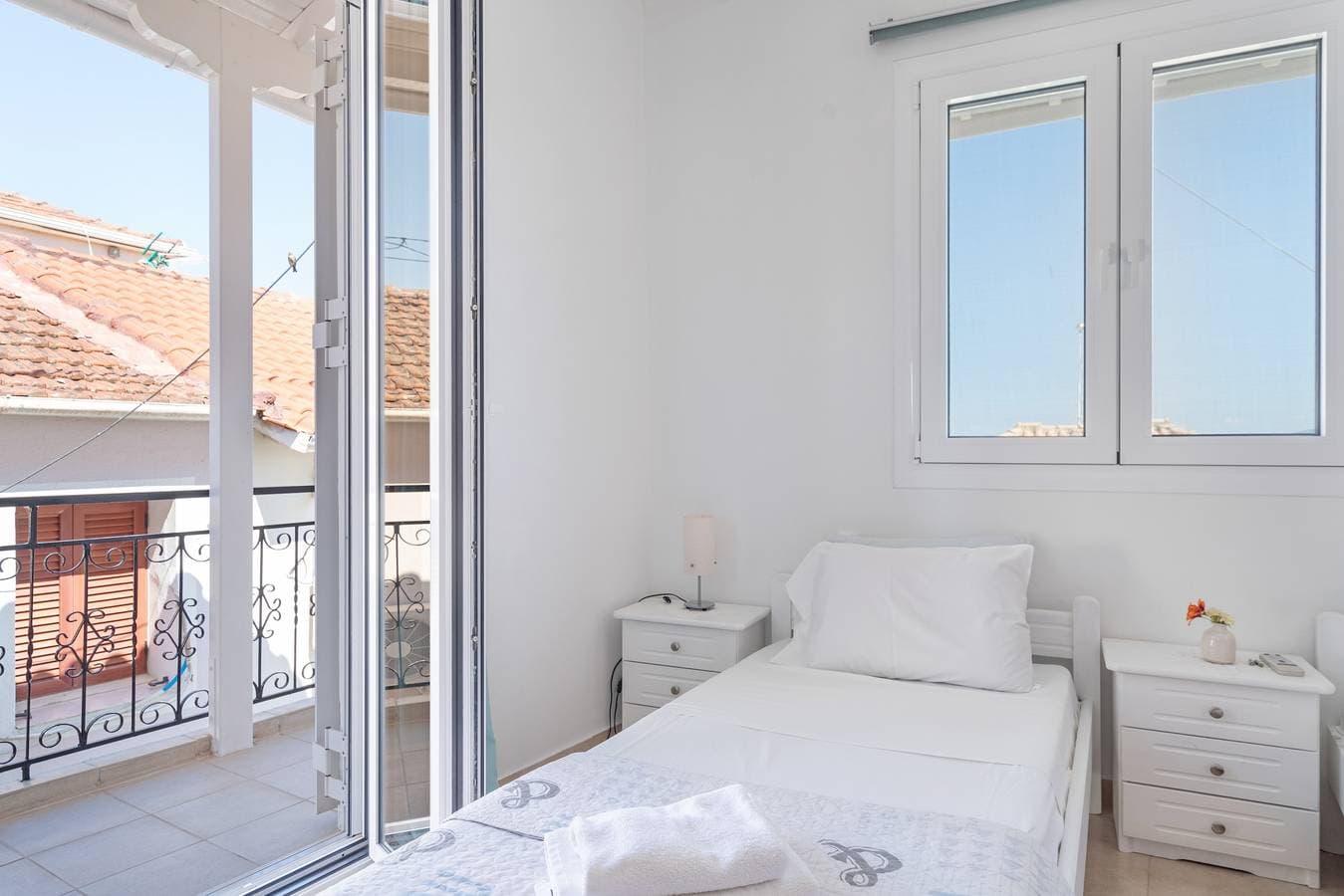 Foto 13 von 25: Apartment 'Vrettos Home' mit Meerblick, WLAN und Klimaanlage