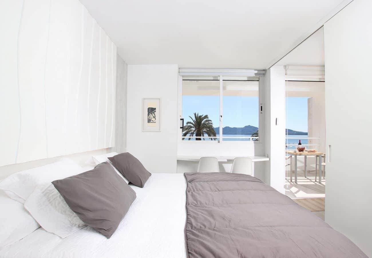 Foto 8 von 16: Ferienwohnung 'Sivella' mit Meerblick, WLAN und Klimaanlage