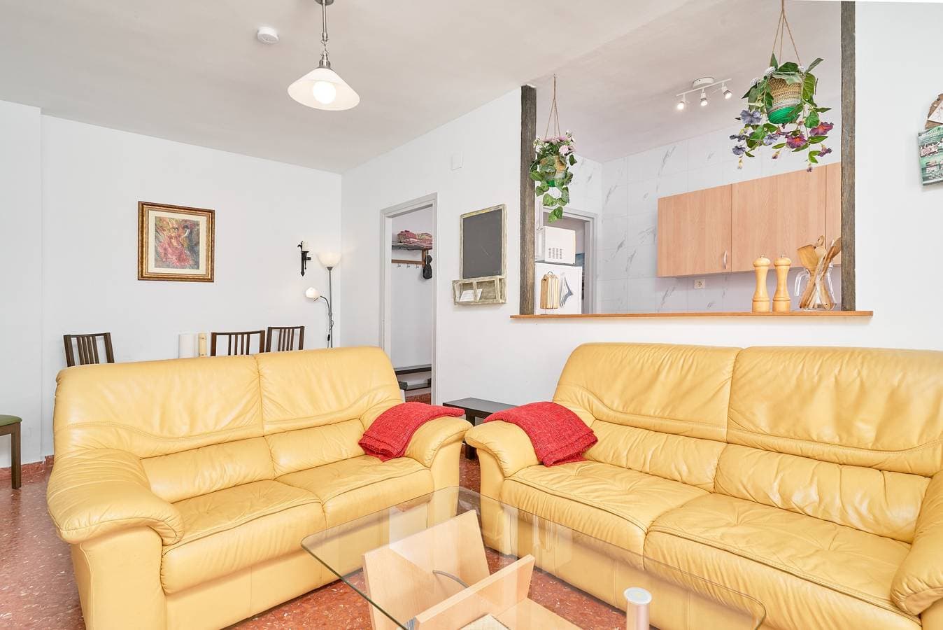 Foto 3 von 25: Ferienwohnung 'Apartamento 1a línea La Herradura' mit Meerblick, WLAN & Klimaanlage