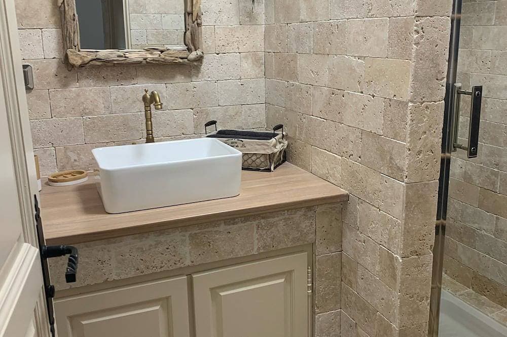 Foto 5 von 30: Wunderschöne Wohnung in luxuriöser Privatvilla <br>