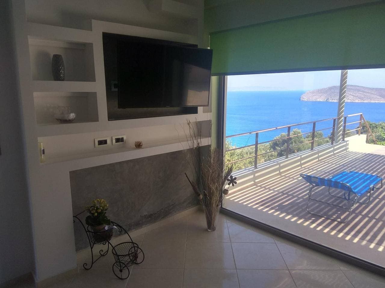 Foto 3 von 39: Villa „Gusta“ mit Meerblick, WLAN und Klimaanlage