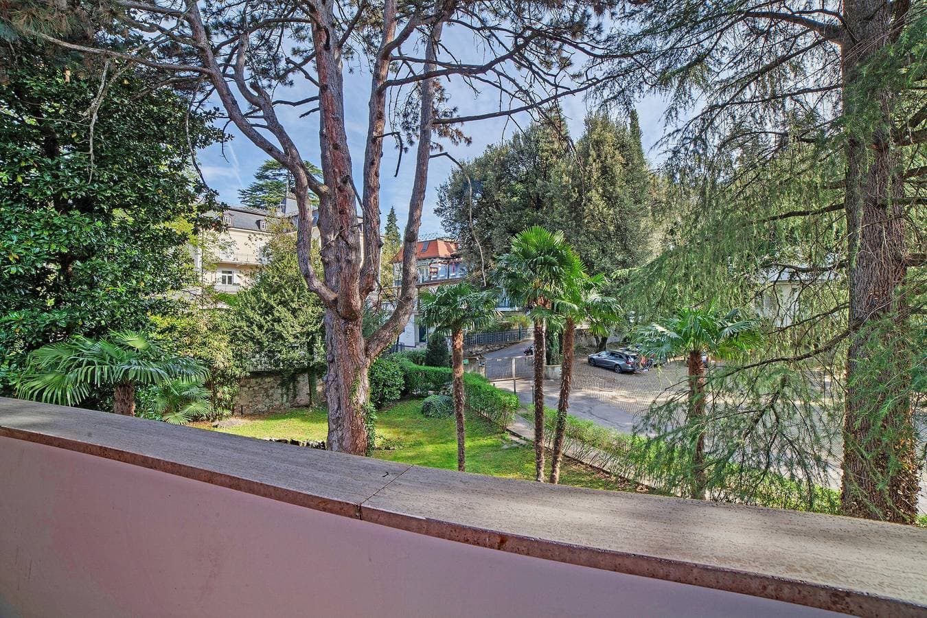 Foto 6 von 22: Ferienwohnung 'Modern Park' mit Gemeinschaftsgarten, Balkon und Wi-Fi
