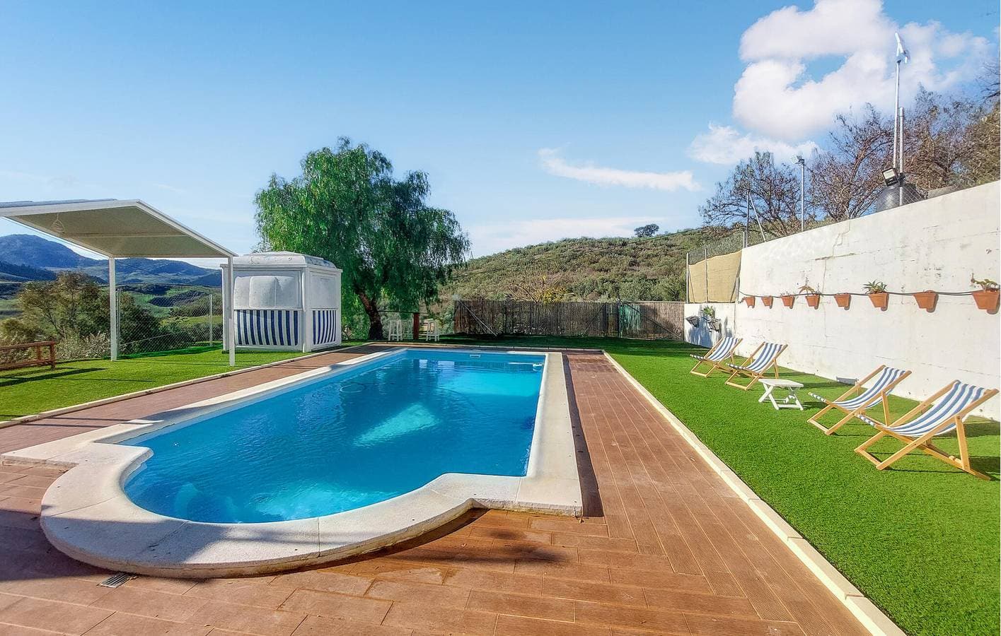 Foto 11 von 23: Rückzugsort am Flussufer: Pool, Kamin, WLAN | 1,5 km bis Rio Trejo
