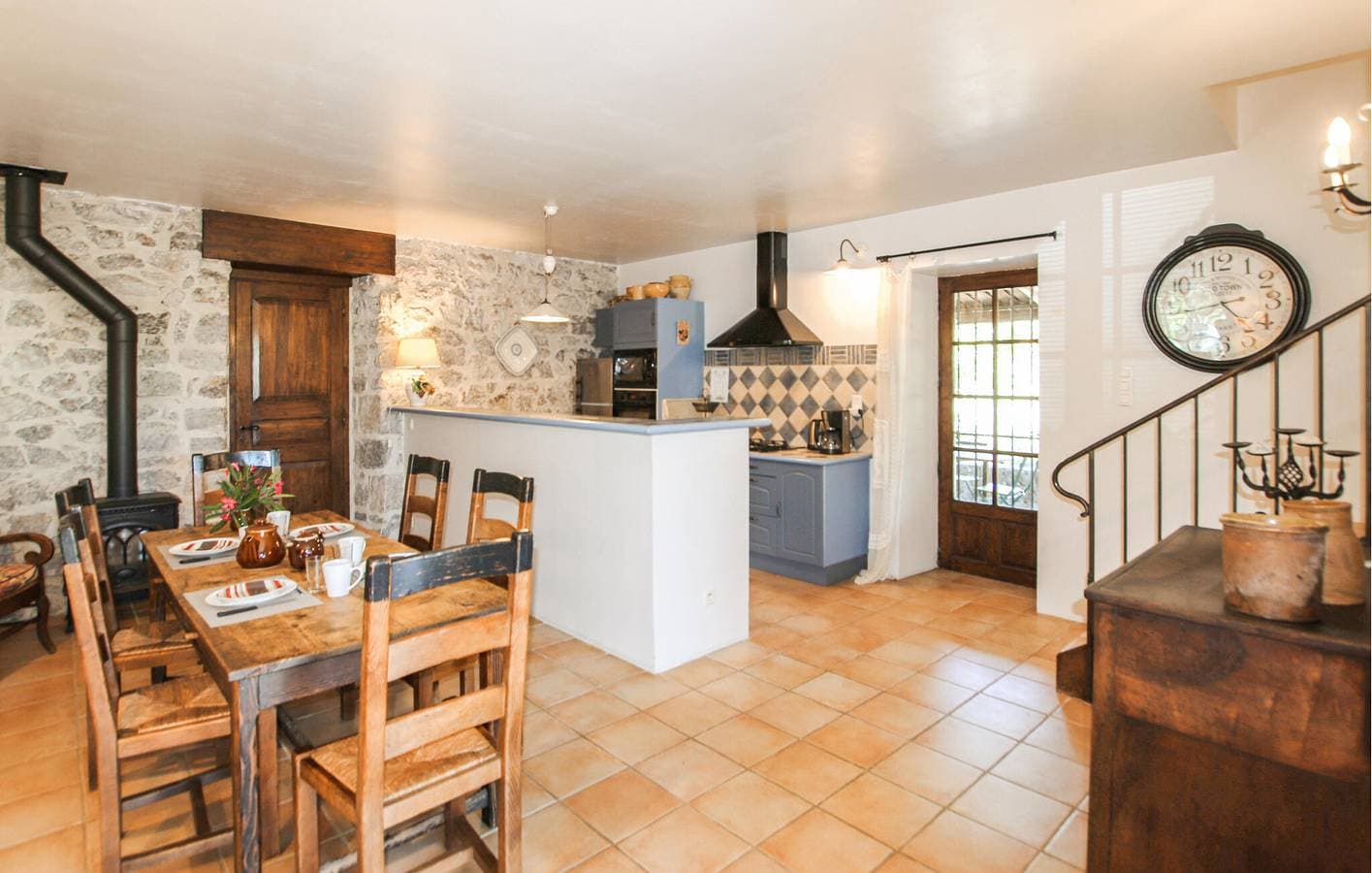 Foto 5 von 24: Reizende Ferienunterkunft mit 2 Schlafzimmern und Garten in der Nähe von Saint-Alban-Auriolles