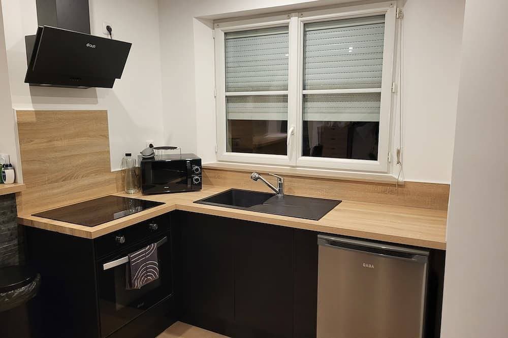 Foto 12 von 16: Apartment for 4 people, 5 minutes walk from the station and downtown!