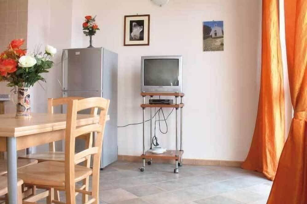 Das Haus ist 100 m vom Meer entfernt. 1
