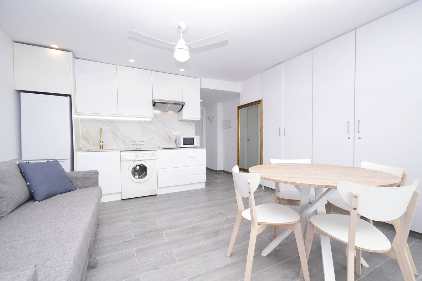 Foto 6 von 18: Coblanca 1  21-3