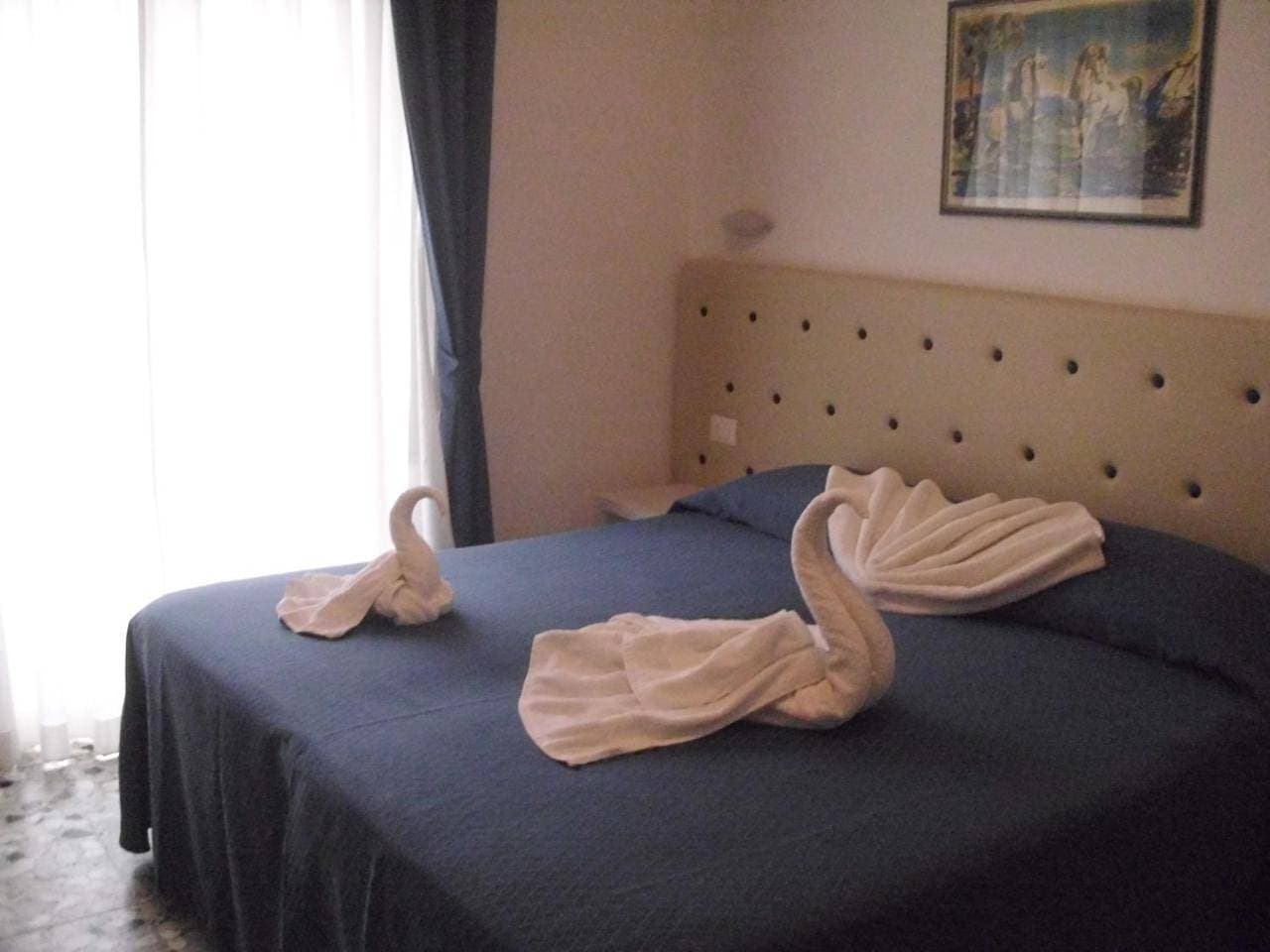 Foto 13 von 25: Double or Twin Room with Sea View