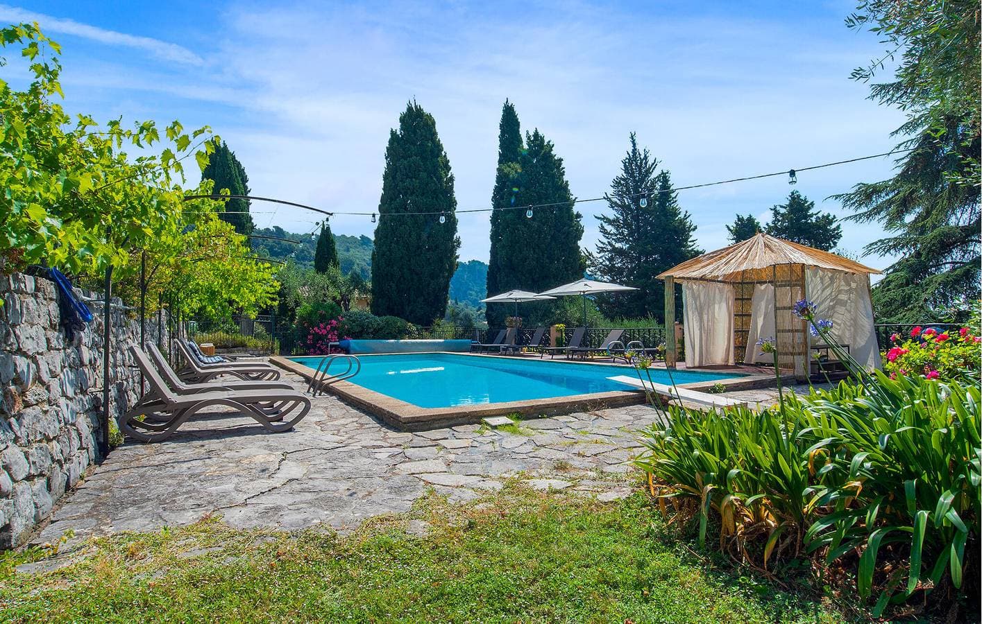Foto 2 von 22: Wohnung mit Meerblick, Pool und Terrasse in Grasse