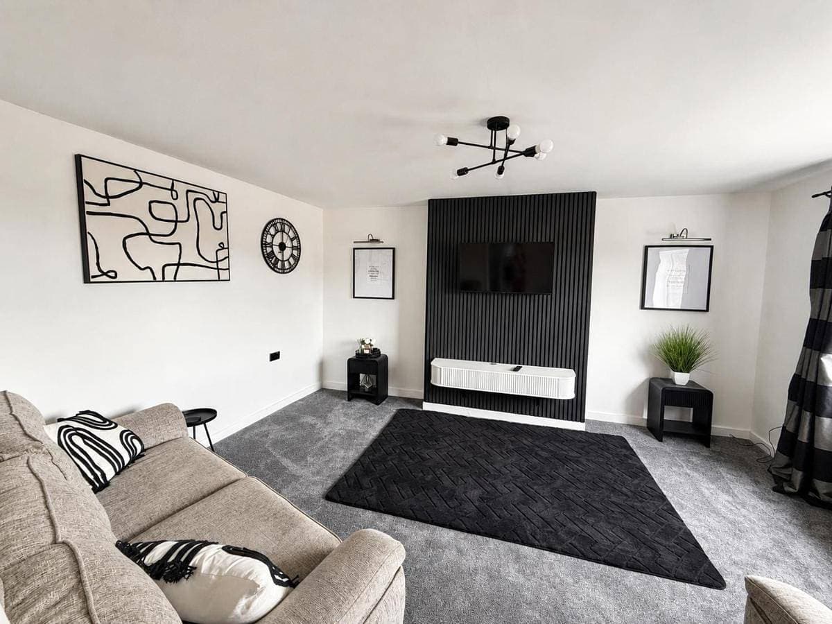 Hollow House - Kingsize Beds - Great Peaceful Location 1