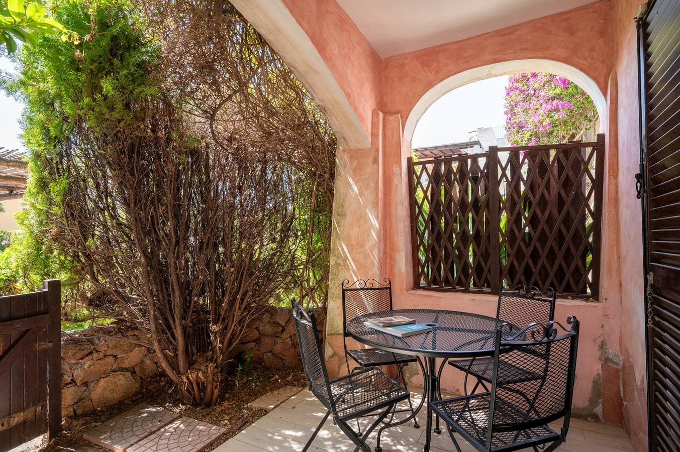 Foto 10 von 22: Il Poggio 18 &amp;amp;amp;ndash; Ferienhaus mit Pool auf Sardinien