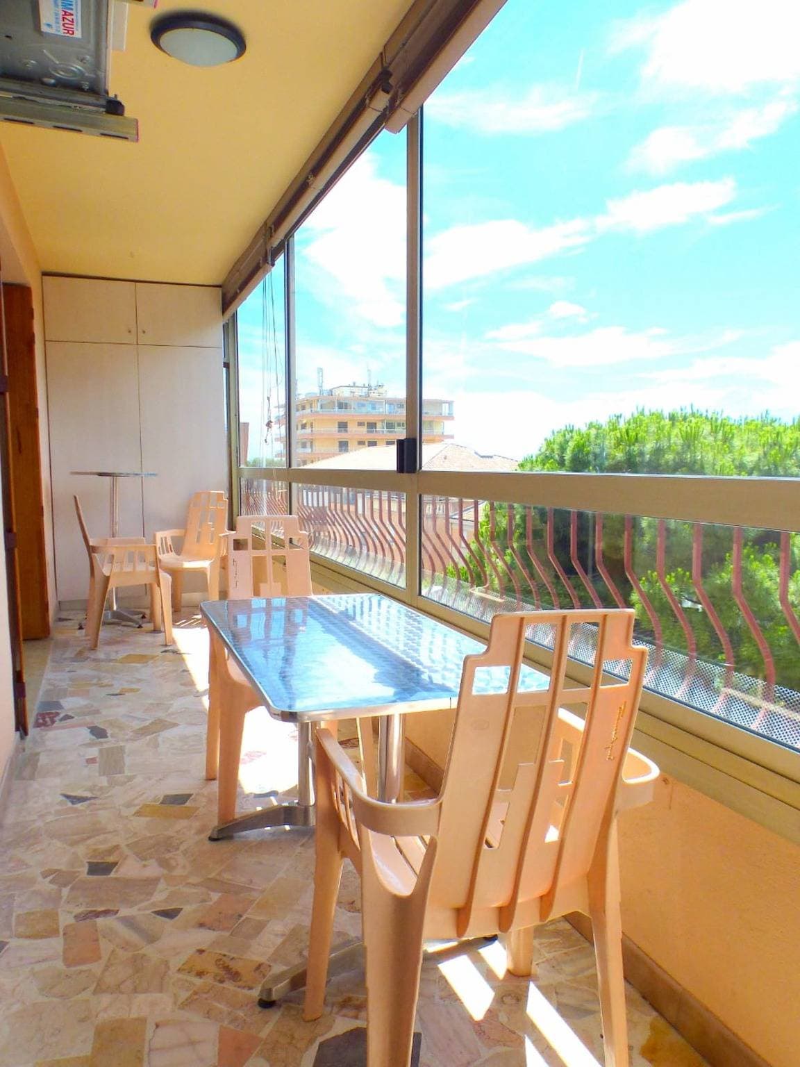 Foto 10 von 22: Ferienwohnung für 4 Personen mit Balkon