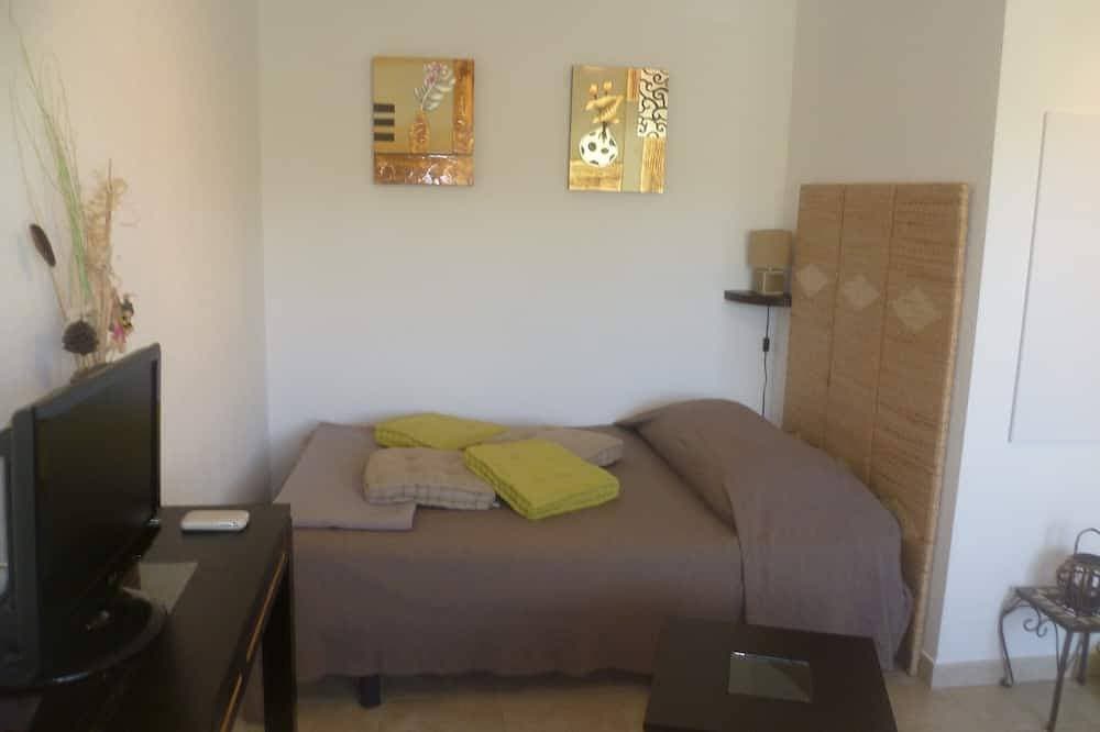 Foto 3 von 17: Schönes Studio, ruhig, nur 2 Minuten von der Marina von St Florent.