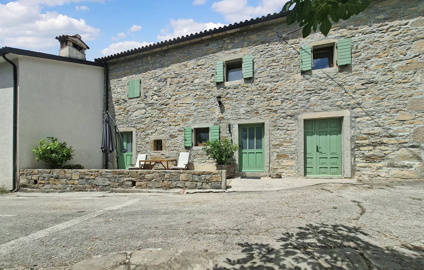 Gemütliche Ferienwohnung in Buzet – 2 km zum Fluss und ins Stadtzentrum, WLAN und Parkplatz inklusive 1