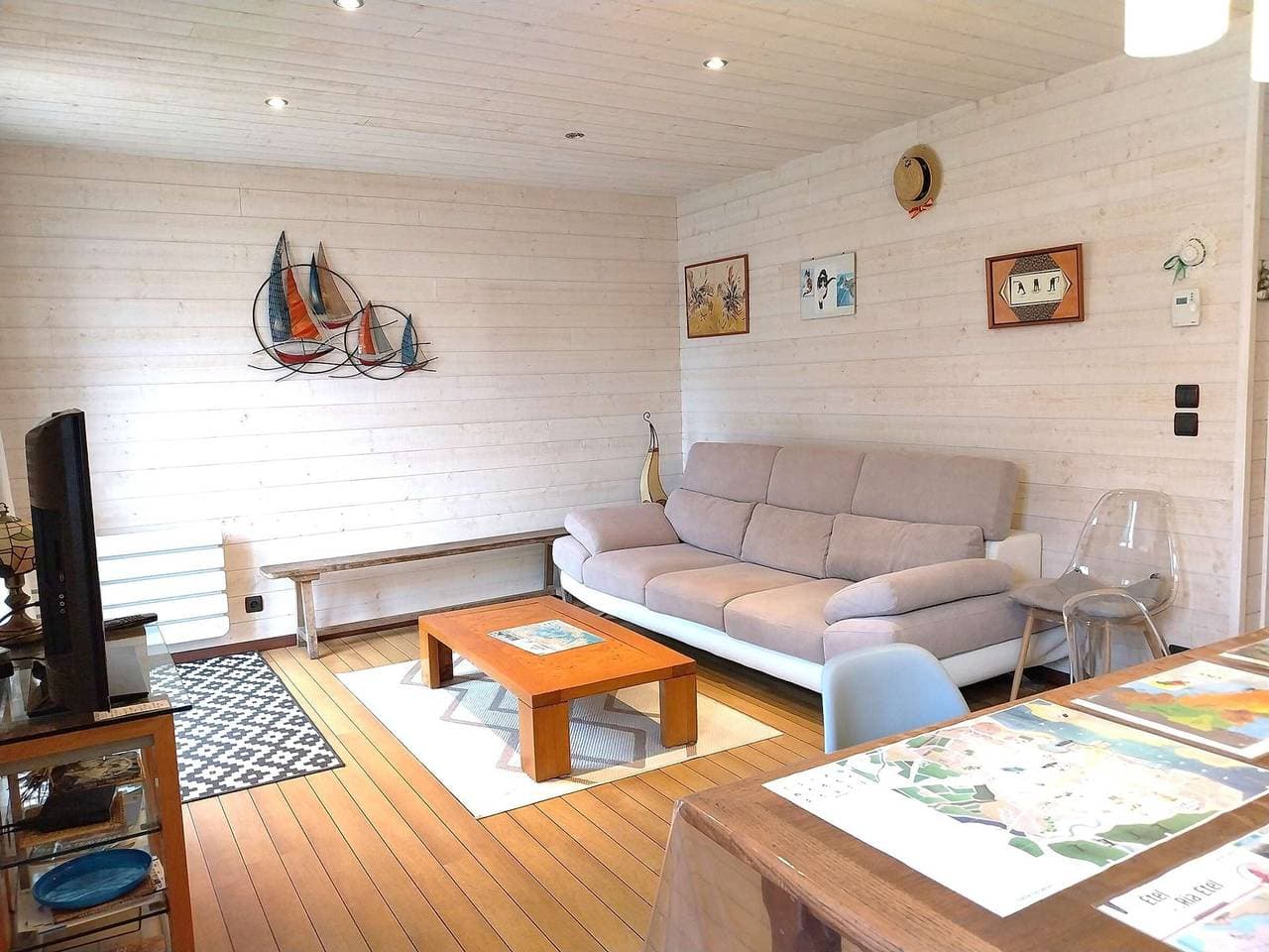 Foto 2 von 21: Étel - Einfamilienhaus 3* mit Terrassen in Ruhigem Bereich