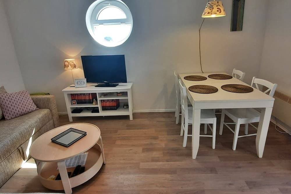 Foto 8 von 27: Ferienwohnung Marija 2 direkt am Strand mit Balkon mit Meerblick
