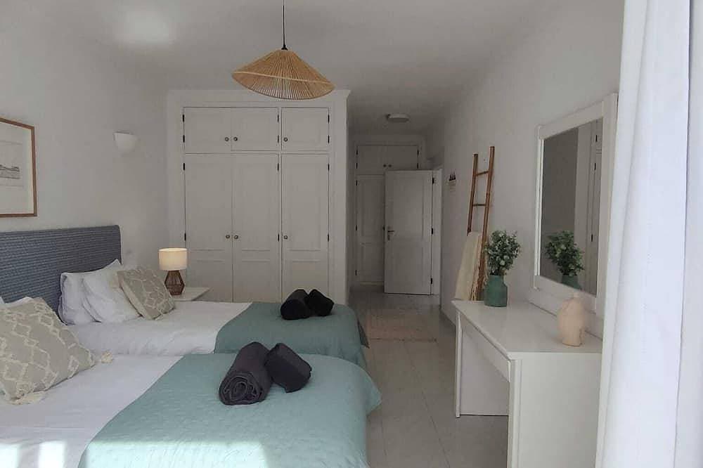 Foto 6 von 30: Vila Aurora - Private 3 Bedroom Villa - 100m from the beach