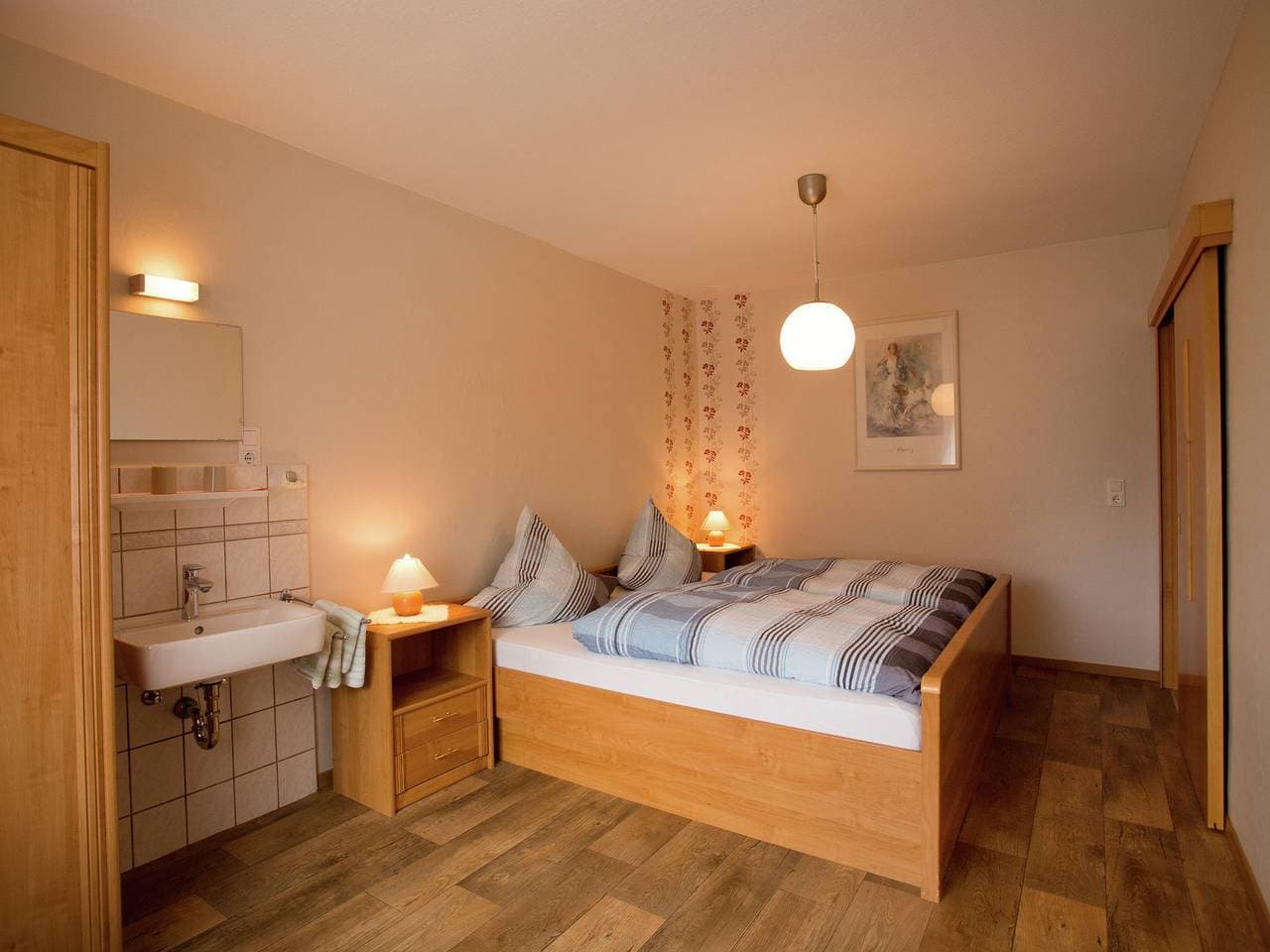 Foto 7 von 60: Ferienwohnung Oberschledorner Wald