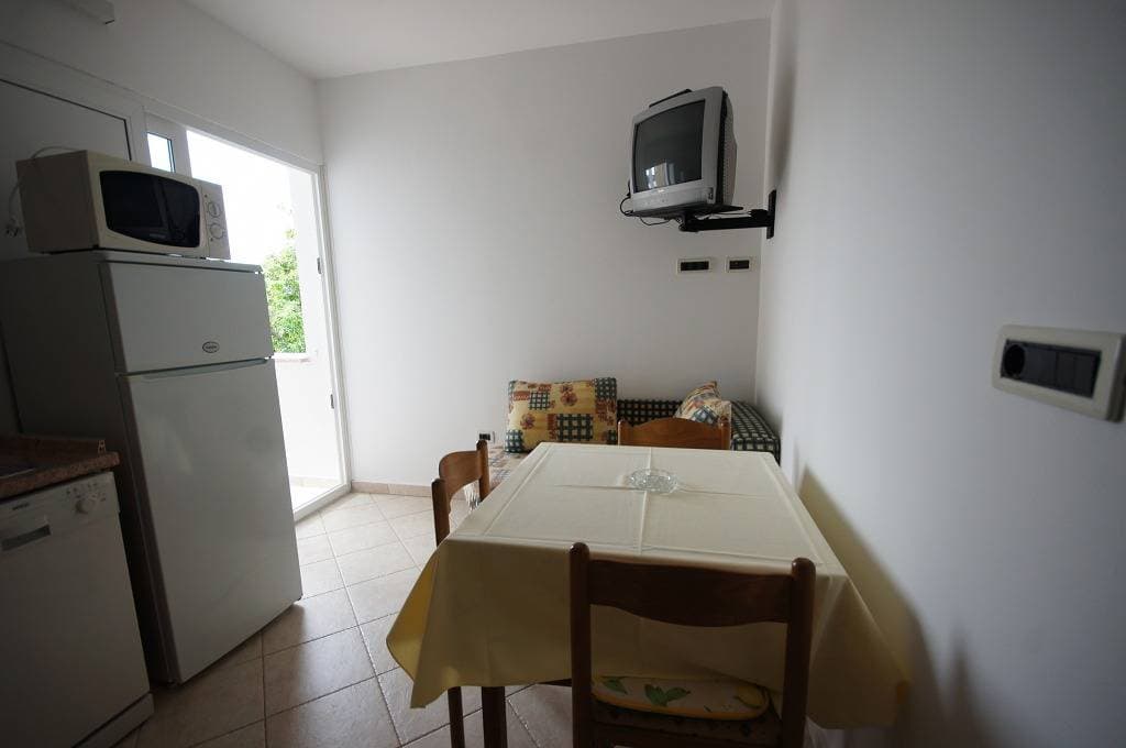 Foto 8 von 32: Ferienwohnung in Stara Novalja mit Meerblick, Loggia, Klimaanlage, W-Lan (183-2)