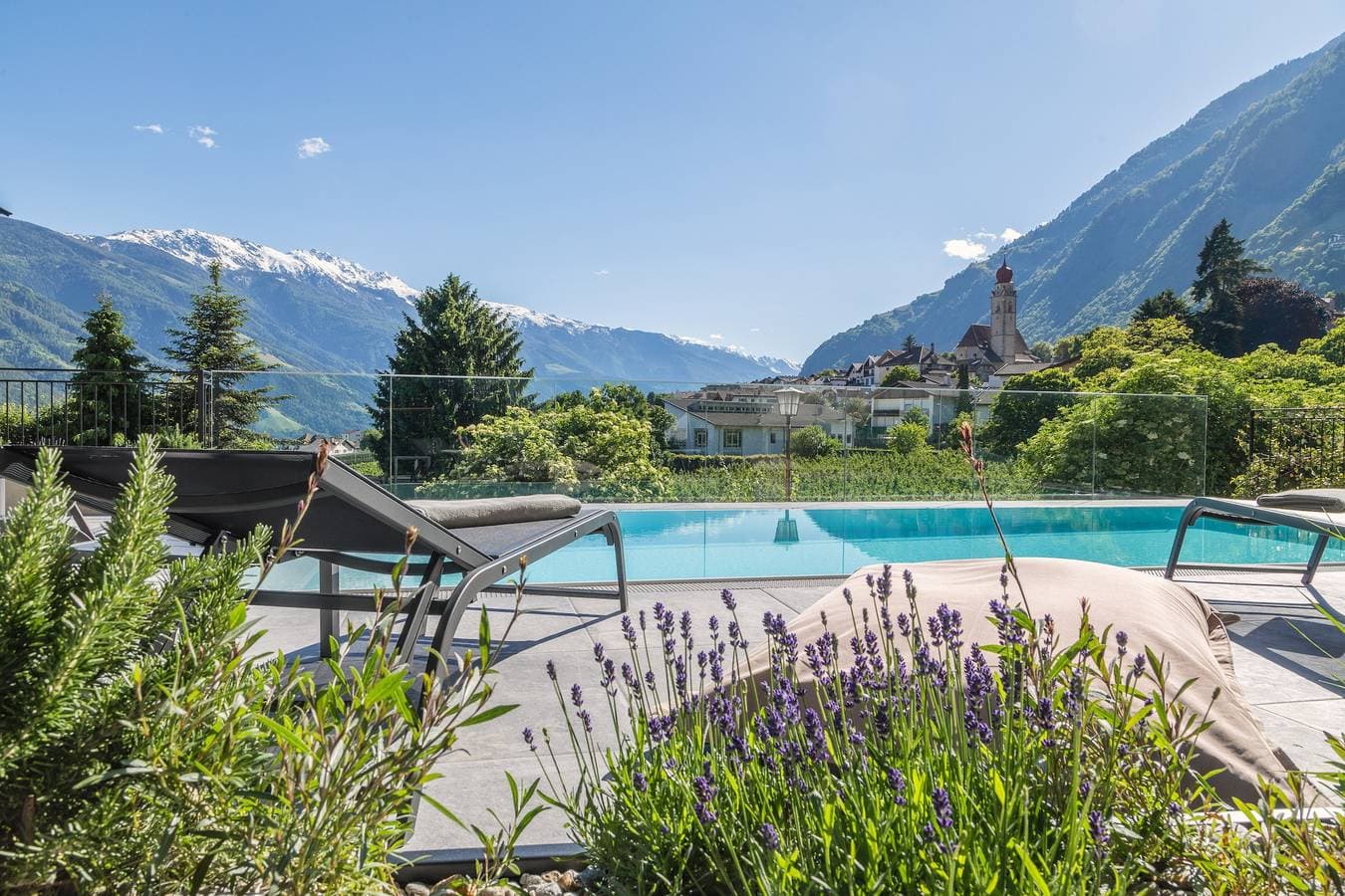 Foto 6 von 20: Ferienwohnung 'Köfele Lodge Rosa' mit Bergblick, Gemeinschaftspool und WLAN
