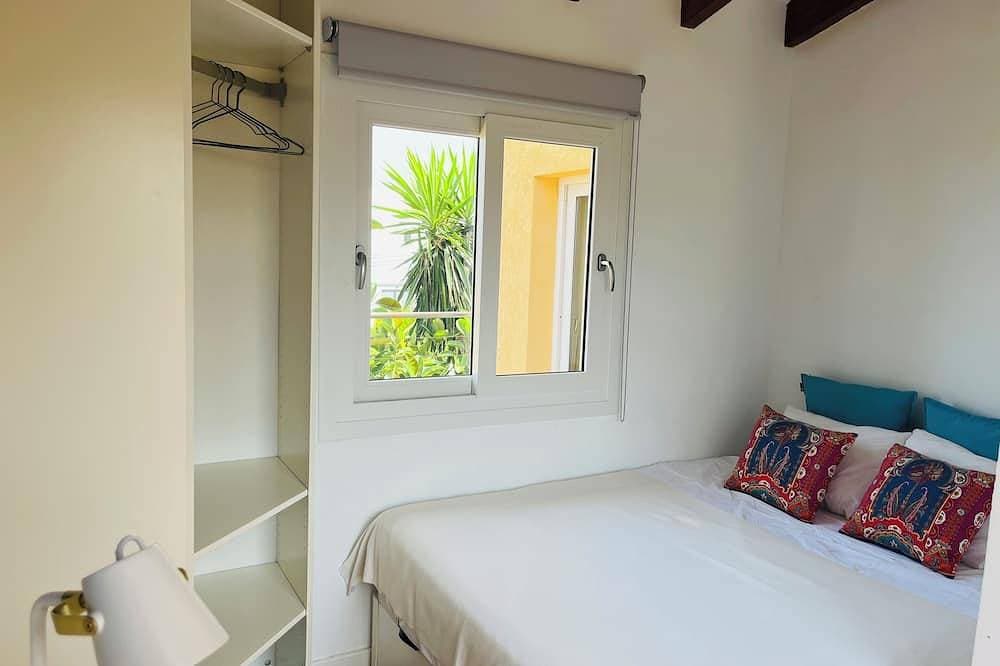 Foto 4 von 30: Design Villa mit großer Dachterrasse, Panorama-Meerblick, schönem Garten, Pool