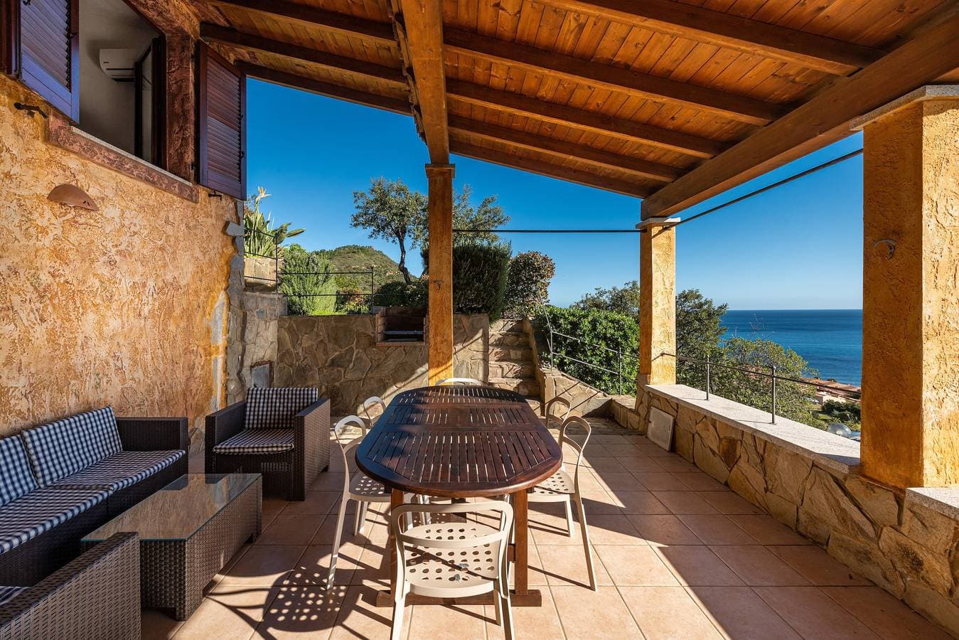 Foto 2 von 28: Ferienhaus "Il Pashà" in Strandnähe mit Meerblick & Garten