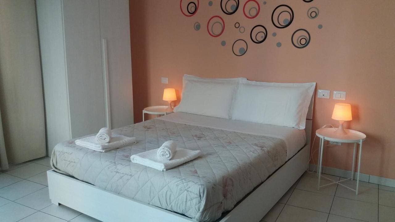 Foto 2 von 16: Double Room with Balcony