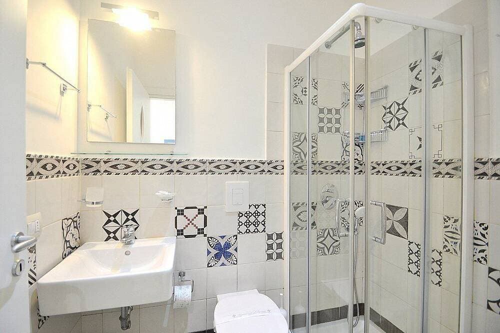 Foto 7 von 19: Villa Elicona A: A welcoming apartment situated in a central location, at a short distance from the Cathedral of Ravello, with Free Wi-Fi.